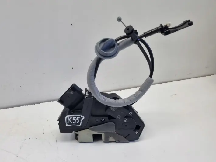Volvo S60 II V60 ZAMEK DRZWI prawy przód PASAŻERA 31301740 Europa