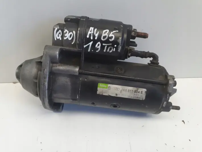 Audi A4 B5 1.9 TDI AJM ROZRUSZNIK valeo 068911024E