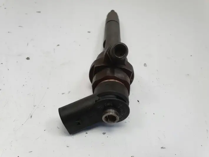 BMW E87 E90 E91 2.0 D WTRYSKIWACZ wtrysk 0445110601