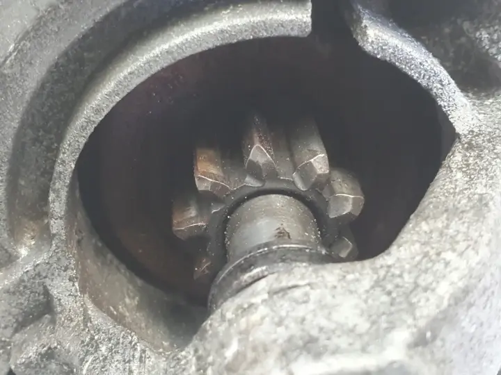 Volvo V40 S40 2.0 T ROZRUSZNIK 0001108166 bosch