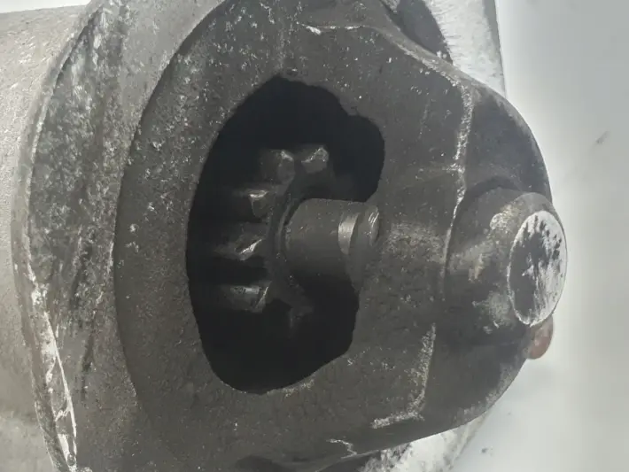 Volvo V70 III S80 II 2.5 T turbo ROZRUSZNIK 31268035 6G9N-11000-JB