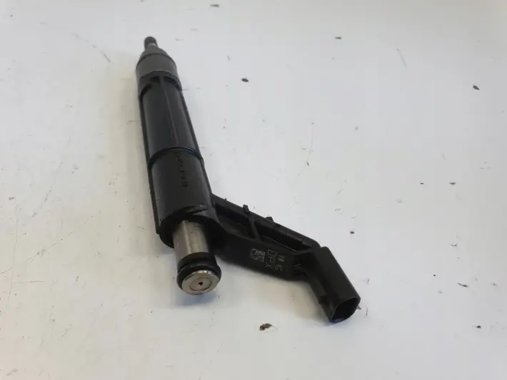 Audi A6 C8 3.0 TFSI WTRYSKIWACZ 06M906036T