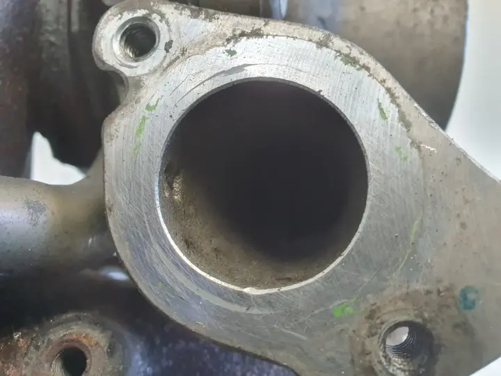 Volvo V70 III 2.0 D4 TURBOSPRĘŻARKA turbo BITURBO 31397999