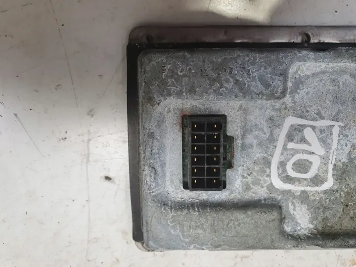 Volvo Renault Citroen Audi PRZETWORNICA Led Valeo 89032133 15 Pin