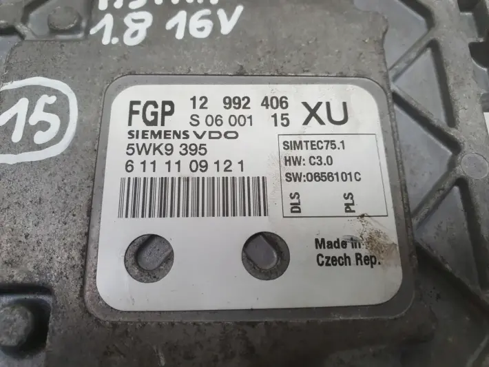 Opel Astra III H 1.8 16V STEROWNIK SILNIKA komputer 12992406 XU