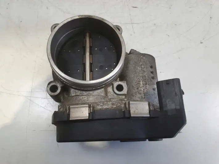 BMW E87 E90 2.0 i PRZEPUSTNICA 7561066