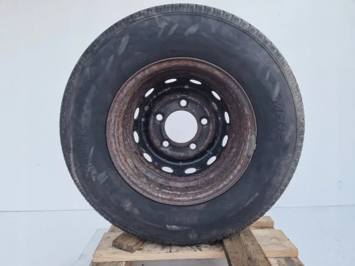 Nissan Cabstar 2x FELGI STALOWE KOŁA LETNIE 15 cali 225/70 R15 R15C 2018r