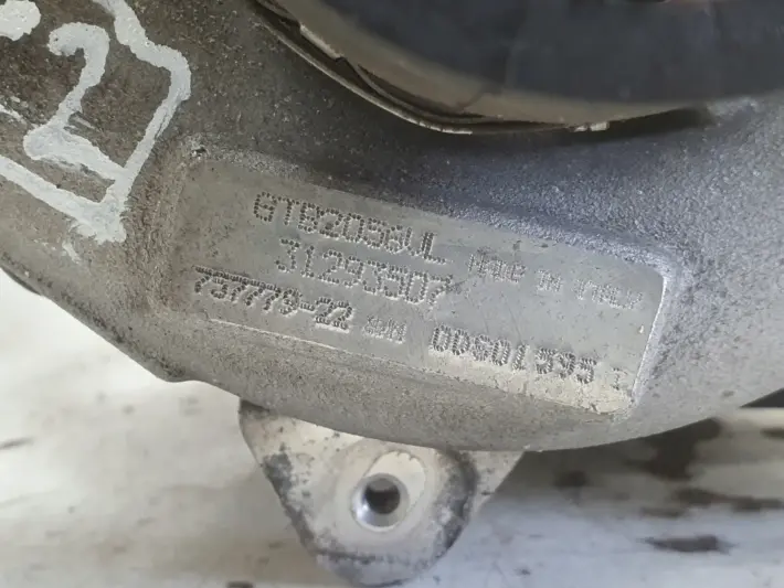 Volvo S80 II V70 III 2.4 D5 TURBOSPRĘŻARKA turbo 31293507