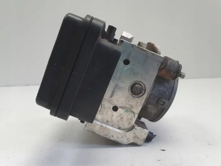 Toyota Hilux VIII POMPA ABS Sterownik 89541-71030 135110-19490