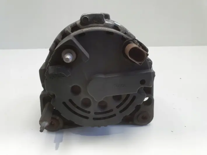 Seat Ibiza III VW Polo IV Skoda Fabia I 1.2 6V ALTERNATOR Valeo 037903025S