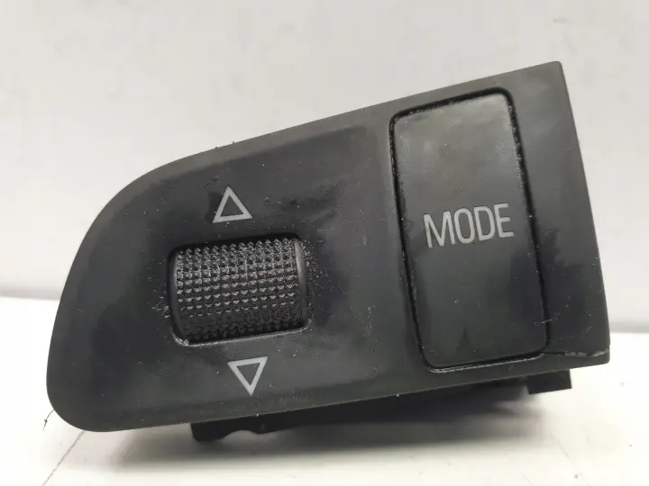 Audi A6 C6 PRZEŁĄCZNIK MULTIFUNCJI 4F0951527 oryg