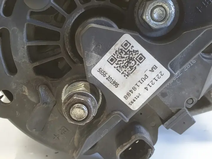 Opel Vectra C 1.9 CDTI ALTERNATOR bosch