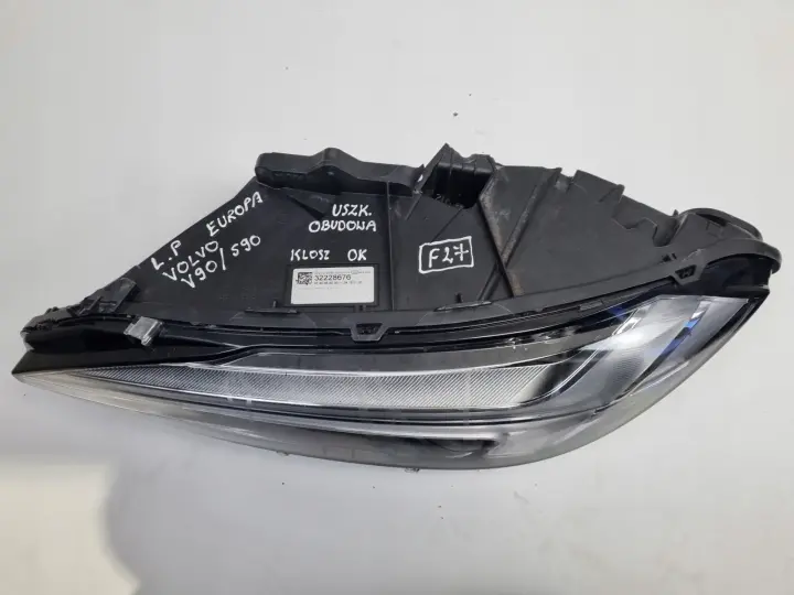 Volvo S90 V90 II PRZEDNIA LAMPA LEWA lewy przód FULL LED EUROPA 32228676