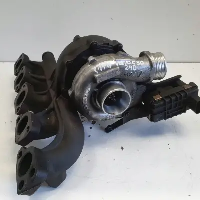 Volvo S40 II V50 2.4 D5 TURBOSPRĘŻARKA turbo 30774670