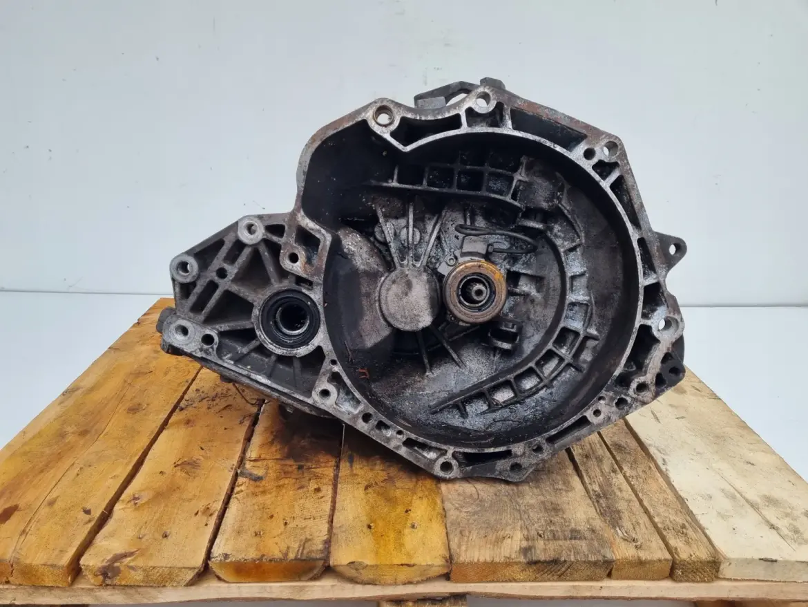 Opel Vectra C 1.6 1.8 16V SKRZYNIA BIEGÓW F17C374 manualna