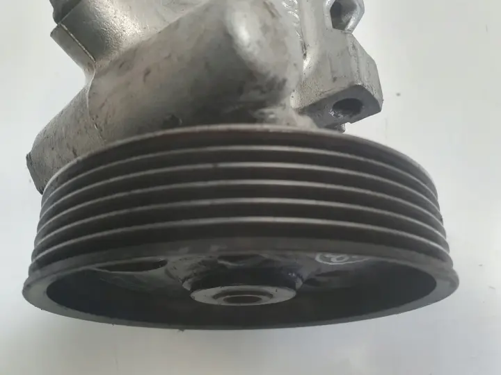 Peugeot Partner 1.9 D POMPA WSPOMAGANIA 9631923680