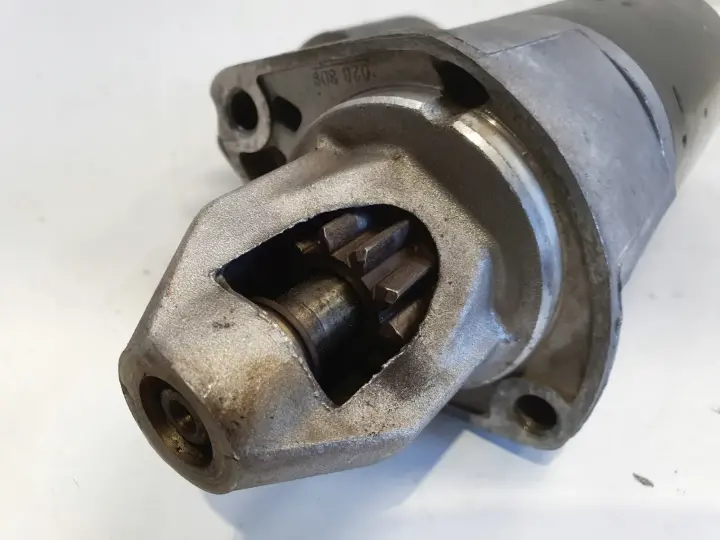 Mercedes W204 3.0 V6 ROZRUSZNIK bosch 0001108222