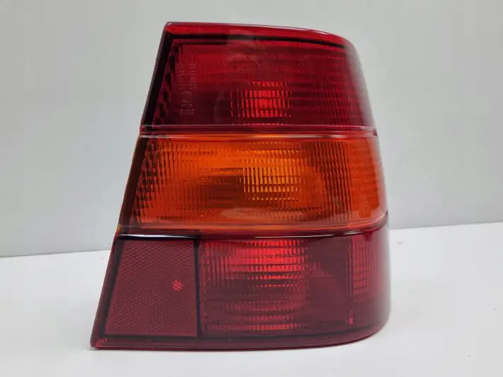 Volvo 940 960 91-98r TYLNIA TYLNA LAMPA PRAWA prawy tył NOWA