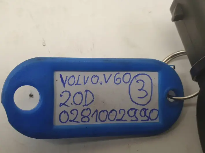Volvo V70 III XC70 II 2.4 D5 CZUJNIK PALIWA zawór 0281002990