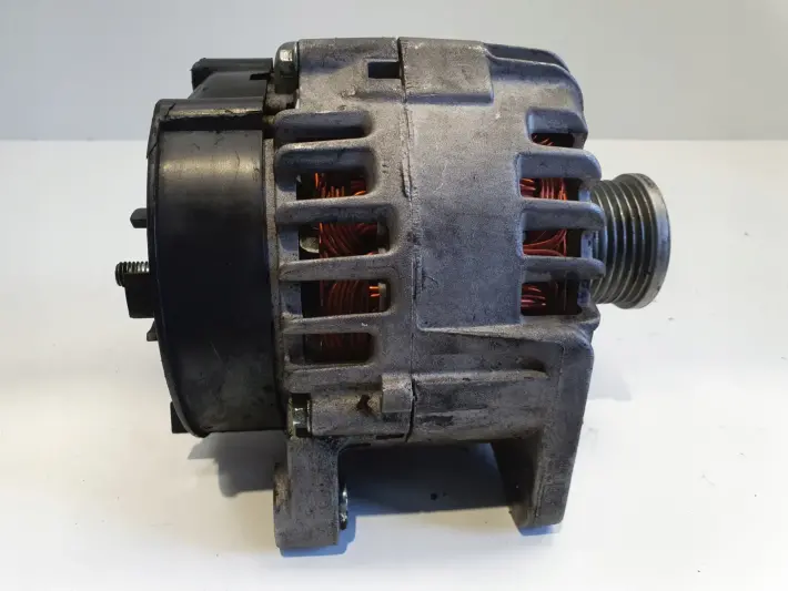 Opel Vivaro Trafic 2.0 DCI ALTERNATOR