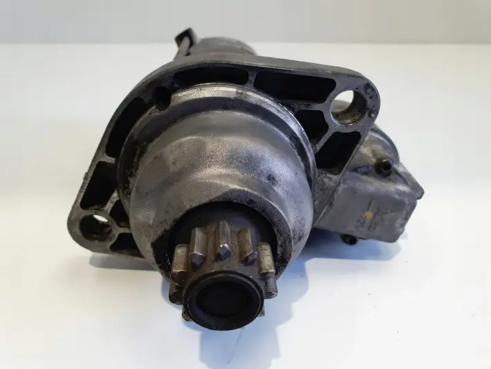 Audi A3 II 8P 2.0 TDI ROZRUSZNIK valeo 02M911023N D7GS10