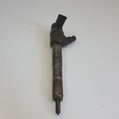 Opel Insignia 2.0 CDTI WTRYSKIWACZ wtrysk 0445110327