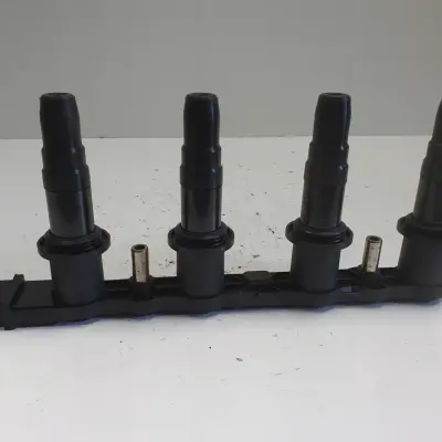 Opel Astra III H 1.6 16V CEWKA ZAPŁONOWA