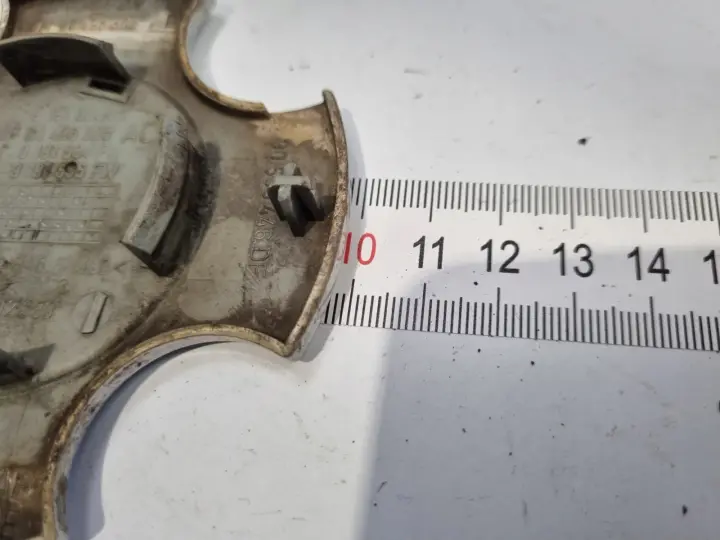 Opel Vauxhall DEKIELEK FELGI Kapsel kołpak 90496305AC 9191533FT 98/99mm