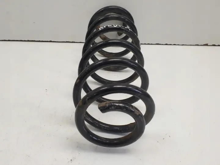 VW Golf IV htb TYLNA SPRĘŻYNA ZAWIESZENIA Tył KPL