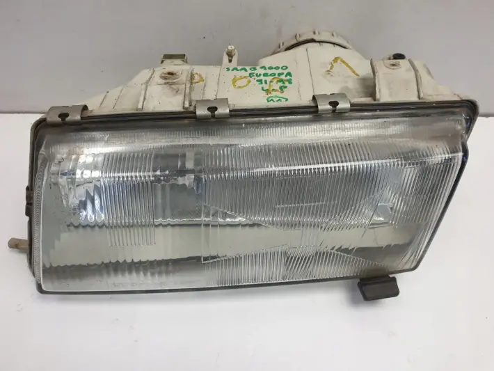Saab 9000 91-98r PRZEDNIA LAMPA LEWA europa