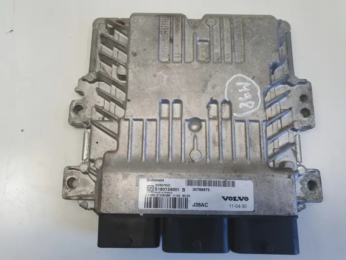 Volvo V50 1.6 D KOMPUTER SILNIKA sterownik 30788975 S180134001B