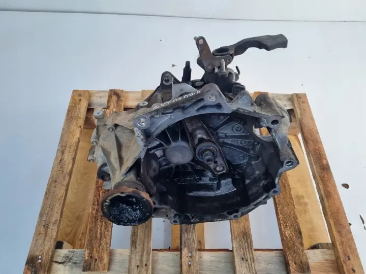 Audi A3 8P II 1.6 FSI MANUALNA SKRZYNIA BIEGÓW manual GVY