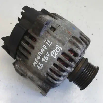 Renault Megane II 1.6 16V ALTERNATOR valeo 8200323126 110A