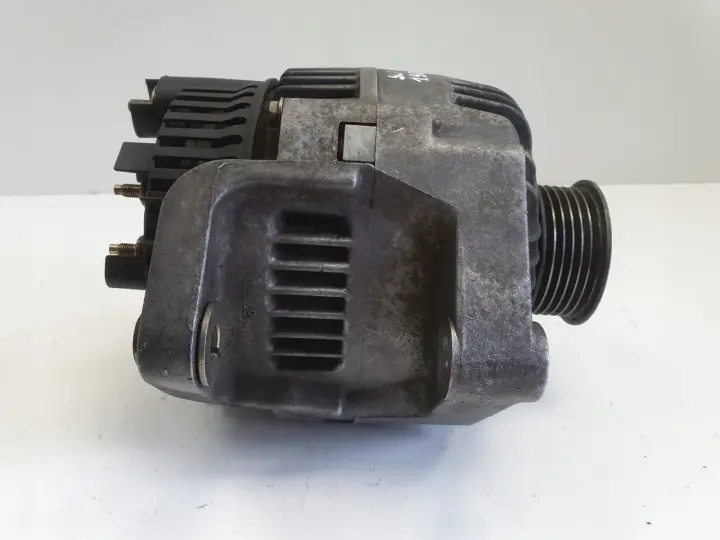 Volvo S40 V40 1.9 D TD ALTERNATOR 7700823707 valeo 110A