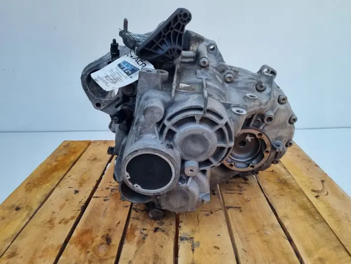 Audi A3 II 8P 2.0 TDI MANUALNA SKRZYNIA BIEGÓW manual KXX