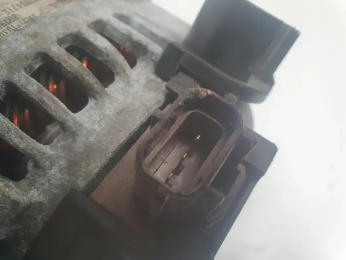 Volvo S40 II V50 1.8 16V ALTERNATOR 3M5T-10300-NC