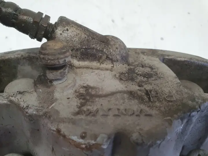 Volvo S80 II V70 III PRZEDNI ZACISK HAMULCOWY prawy przód 316 mm 946