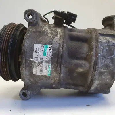 Volvo XC60 2.4 D5 SPRĘŻARKA KLIMATYZACJI pompa P31315453