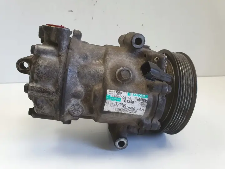 Ford Transit VII MK7 2.2 TDCI SPRĘŻARKA KLIMATYZACJI pompa 7C11-19D629-AA