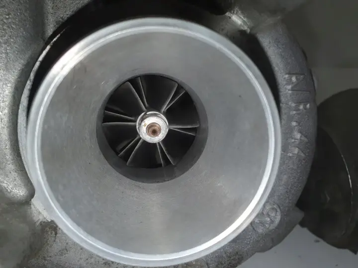 Volvo V60 S60 II 1.6 D2 TURBOSPRĘŻARKA turbo 9686120680