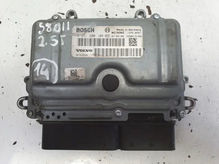 Volvo S80 II 2.5 T STEROWNIK SILNIKA 0261209108