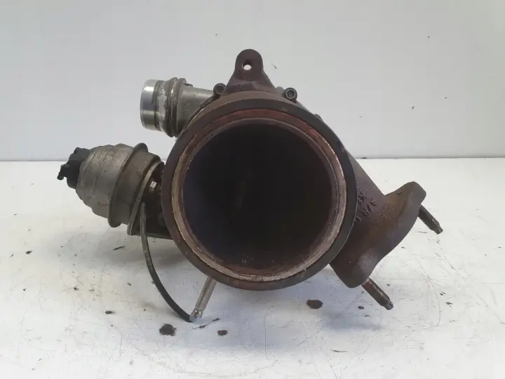 Volvo XC60 S60 V60 II 2.0 D3 TURBOSPRĘŻARKA turbo 31493379