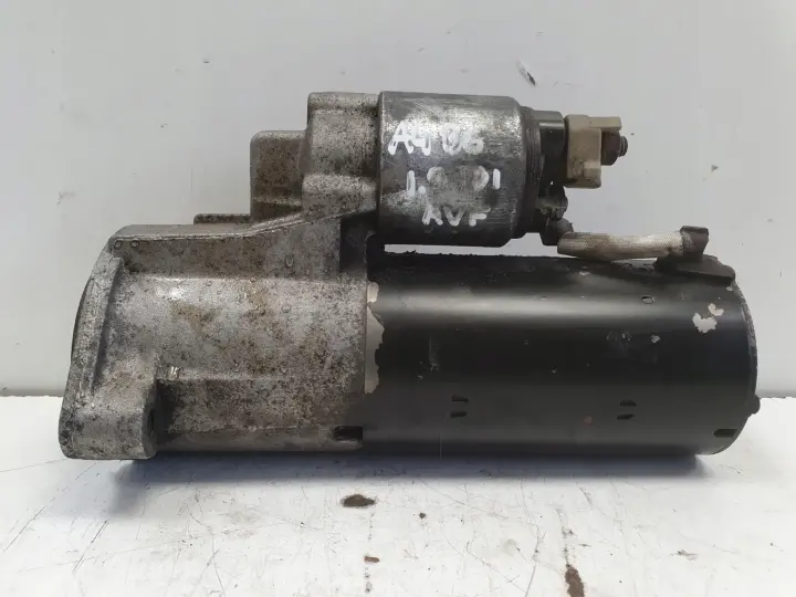 Audi A4 B6 1.9 TDI ROZRUSZNIK 0001124020 bosch