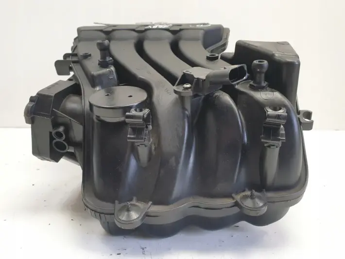 Audi A3 II 8P 1.6 8V KOLEKTOR SSĄCY 06A133203FA