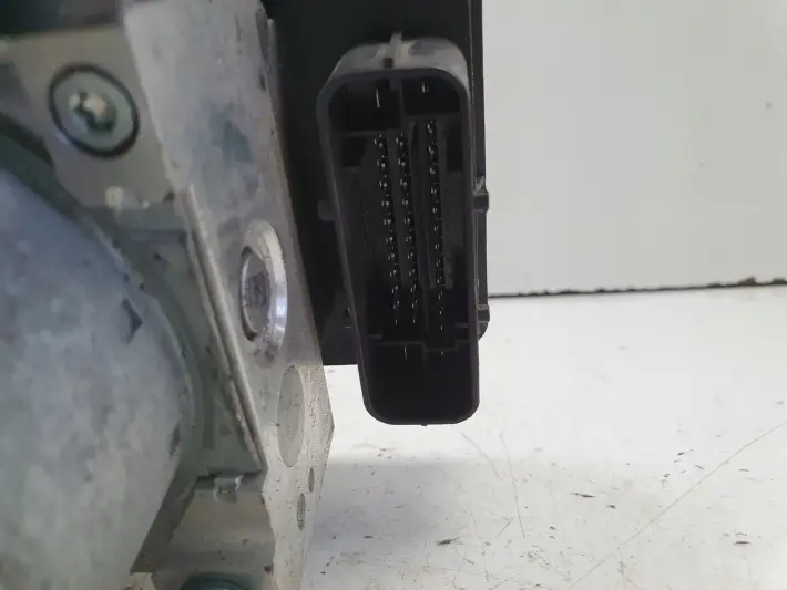 Mini F55 F56 F57 1.2 POMPA ABS hamulcowa 6888039