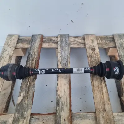 Bmw 5 F10 F11 2.0 D 3.0 D LEWA TYLNA PÓŁOŚ półośka lewy tył 7581021