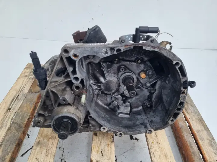 Dacia Sandero I 1.4 8V SKRZYNIA BIEGÓW JH1053 manualna MANUAL