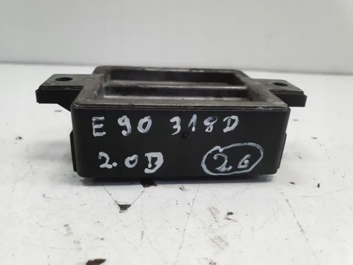 BMW E87 E90 2.0 D PRZEKAŹNIK ŚWIEC ŻAROWYCH 780120002