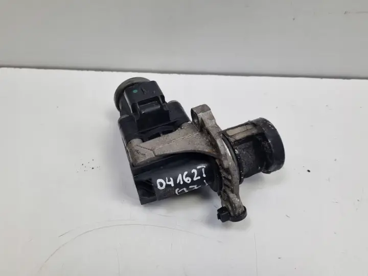 Volvo C30 1.6 D2 ZAWÓR EGR chłodniczka spalin 702209040