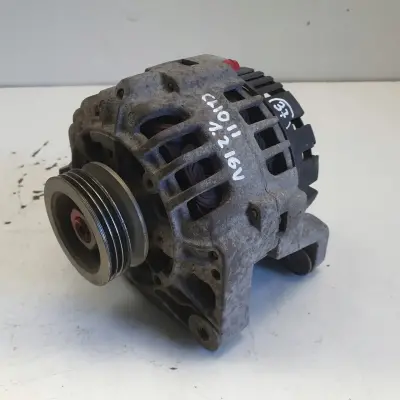Renault Clio II 1.2 16V ALTERNATOR 8200660044 valeo